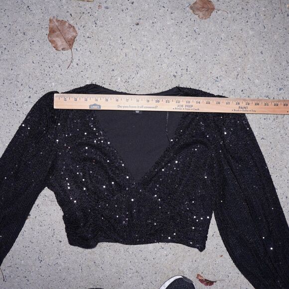 Sincerely Jules Bandier Sequin Top Black Deep V Long Sleeve Sz XL Party - Picture 10 of 13